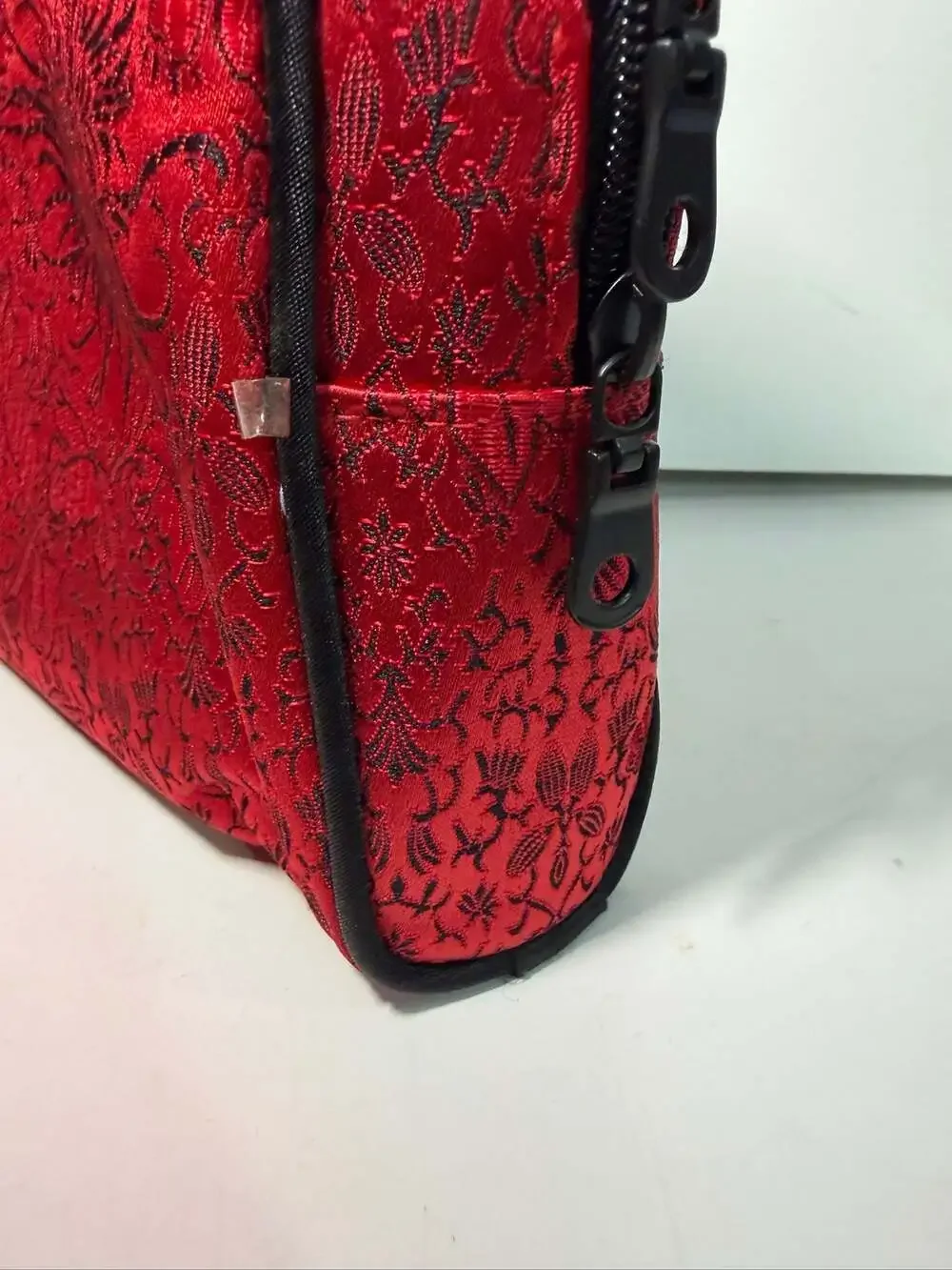 Modella Red Floral Brocade Cosmetic Makeup Bag Set